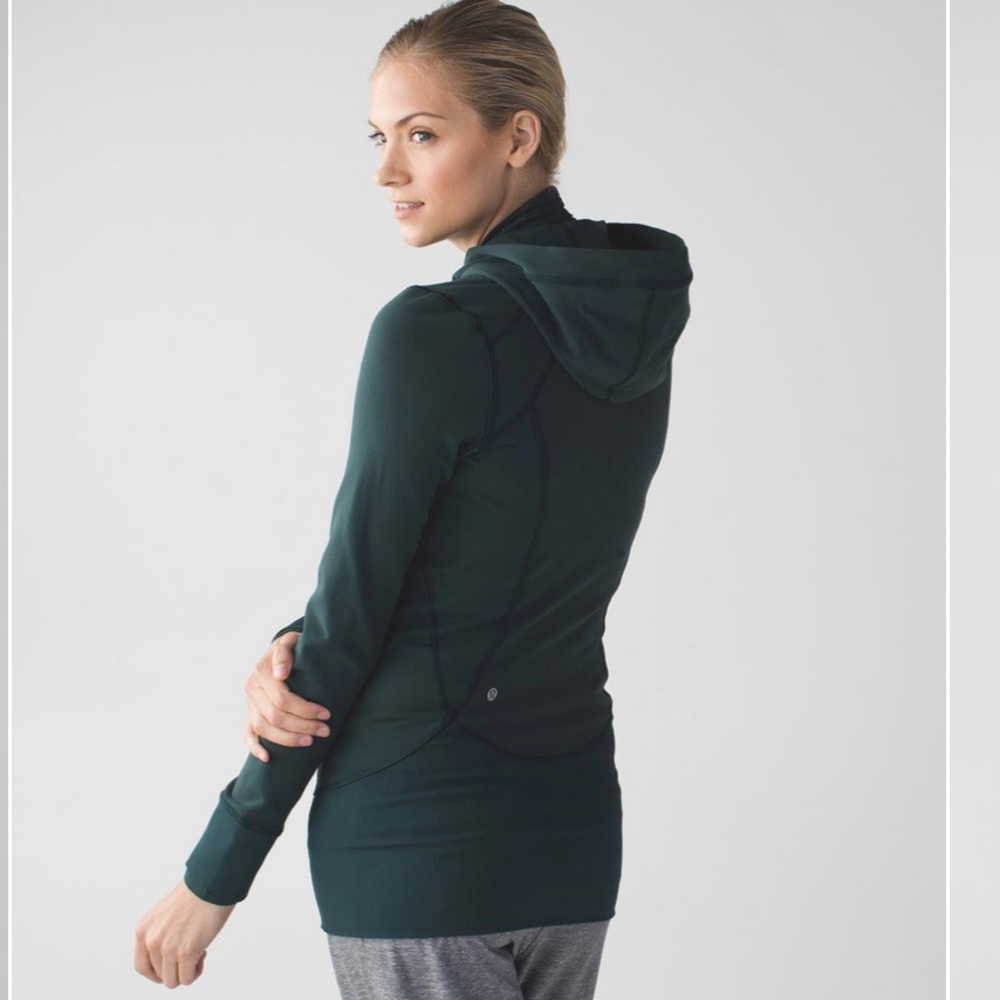 Lululemon daily practice jacket, dark fuel, size 2